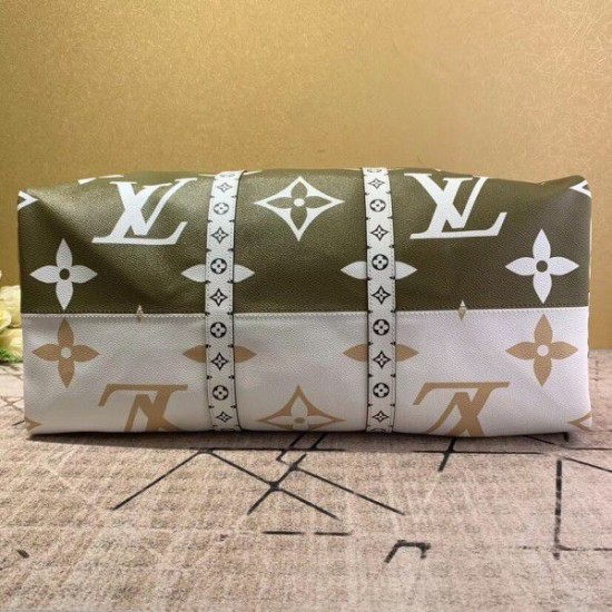 Replica Louis Vuitton Keepall Bandouliere 50 Giant Monogram M44590