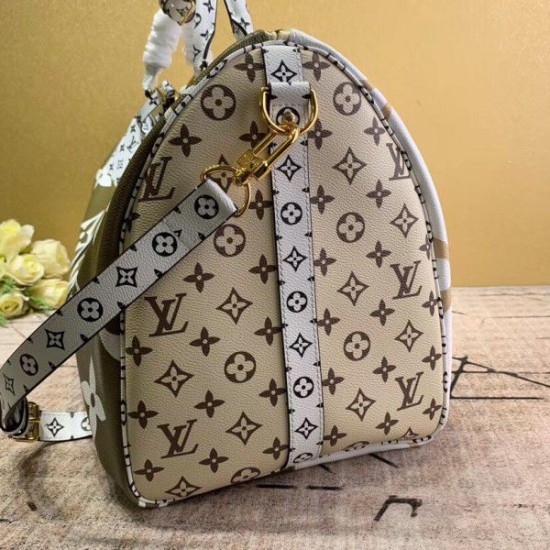 Replica Louis Vuitton Keepall Bandouliere 50 Giant Monogram M44590