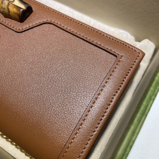 Fake Gucci Diana chain wallet 658243 Coffee Replica Fake Gucci Diana chain wallet 658243 Coffee Replica