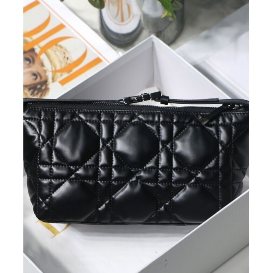 Replica Christian Dior Medium DiorTravel Nomad Pouch Black Replica Christian Dior Medium DiorTravel Nomad Pouch Black
