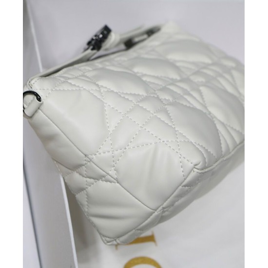 Replica Christian Dior Medium DiorTravel Nomad Pouch Cream Replica Christian Dior Medium DiorTravel Nomad Pouch Cream