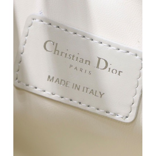 Replica Christian Dior Medium DiorTravel Nomad Pouch Cream Replica Christian Dior Medium DiorTravel Nomad Pouch Cream