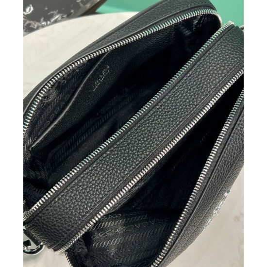 Replica Prada Bag With Shoulder Strap Black Replica Prada Bag With Shoulder Strap Black