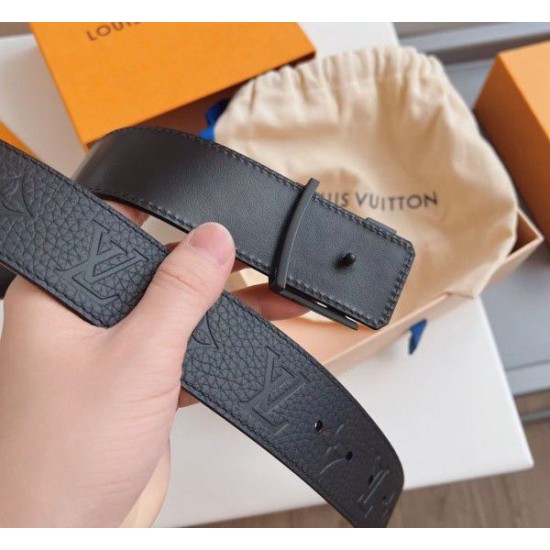 Fake Louis Vuitton LV Initiales 40MM Reversible Belt In Leather M0424V Replica Replica Louis Vuitton LV Initiales 40MM Reversible Belt In Leather M0424V