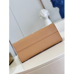 Replica Louis Vuitton OnTheGo MM Bag Monogram Empreinte Leather M45982
