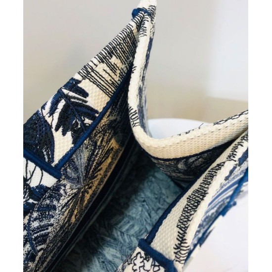 Fake Christian Dior Blue Palm Tree Toile de Jouy Embroidery Dark Blue Replica Replica Christian Dior Blue Palm Tree Toile de Jouy Embroidery Dark Blue