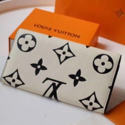 Replica Louis Vuitton LV Crafty Sarah Wallet M69514
