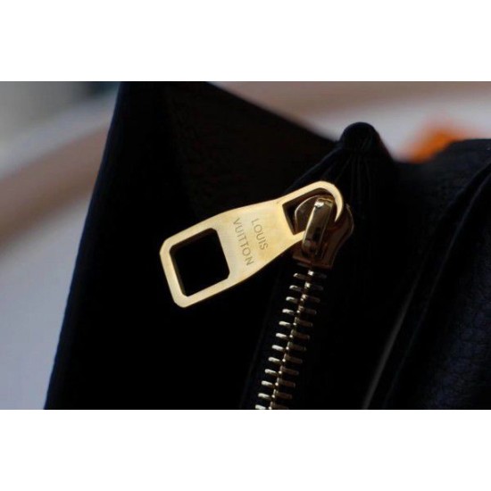 Replica Louis Vuitton LV Crafty Sarah Wallet M69514