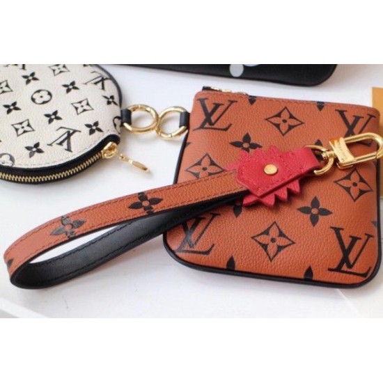 Replica Louis Vuitton LV Crafty Trio Pouch M69516