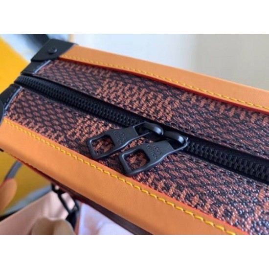 Replica Louis Vuitton LV2 Soft Trunk Messenger Bag N40381