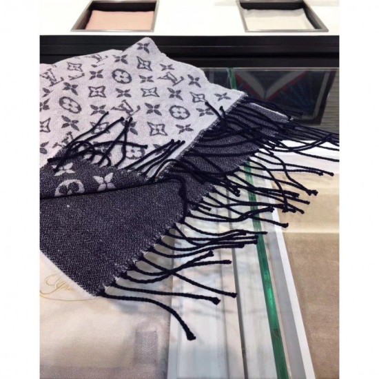 Replica Louis Vuitton  Monogram Gradient Scarf M78506
