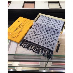 Replica Louis Vuitton  Monogram Gradient Scarf M78506