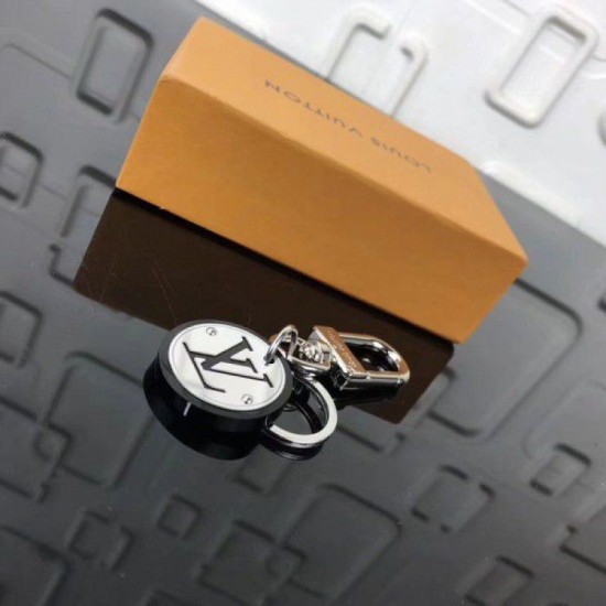 Fake Louis Vuitton Cut Circle Key Holder M67362 Replica