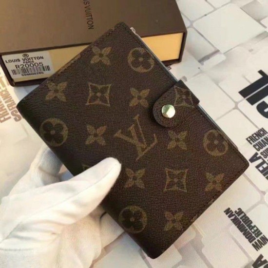Replica Louis Vuitton Small Ring Agenda Cover Monogram Canvas R20005