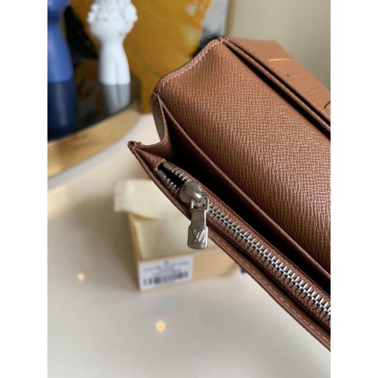 Replica Louis Vuitton Brazza Wallet Monogram Calfskin M69700