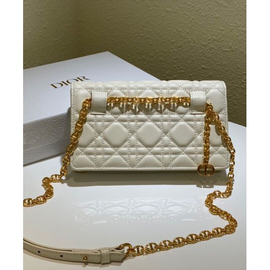 Replica Christian Dior Caro Belt Pouch With Chain Bag Cream Replica Christian Dior Caro Belt Pouch With Chain Bag Cream