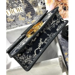 Replica Christian Dior 30 Montaigne Bag Dark Blue Replica Christian Dior 30 Montaigne Bag Dark Blue