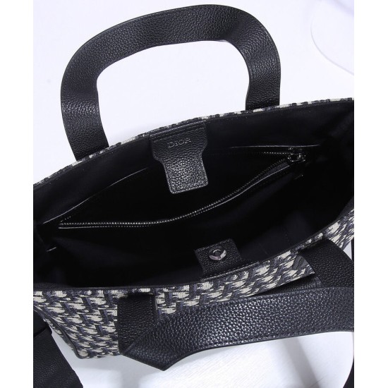 Replica Christian Dior Saddle Tote Bag With Shoulder Strap Dark Blue Replica Christian Dior Saddle Tote Bag With Shoulder Strap Dark Blue