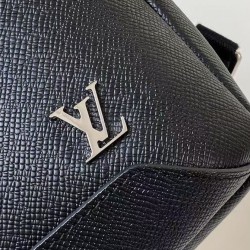 Replica Louis Vuitton Avenue Sling Bag M30443 Black