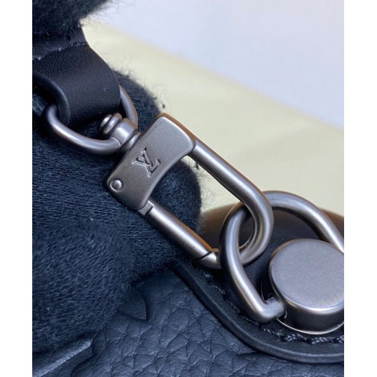 Replica Louis Vuitton Horizon Clutch M20439 Black