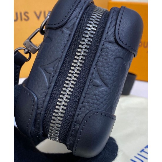 Replica Louis Vuitton Horizon Clutch M20439 Black