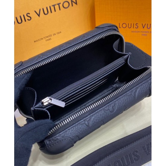 Replica Louis Vuitton Horizon Clutch M20439 Black