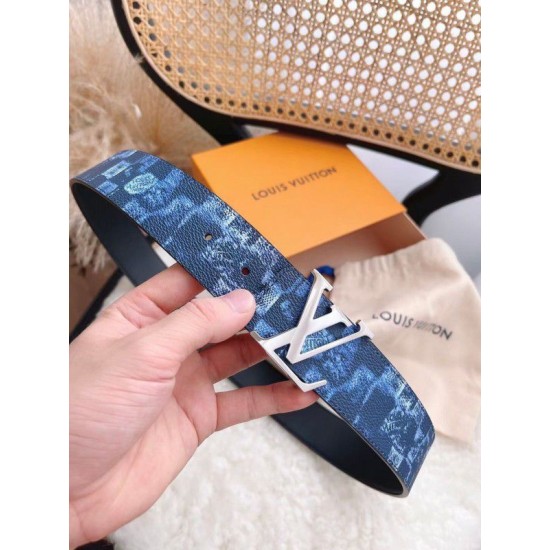 Replica Louis Vuitton LV Initiales 40MM Reversible Belt Damier Salt M0378Q