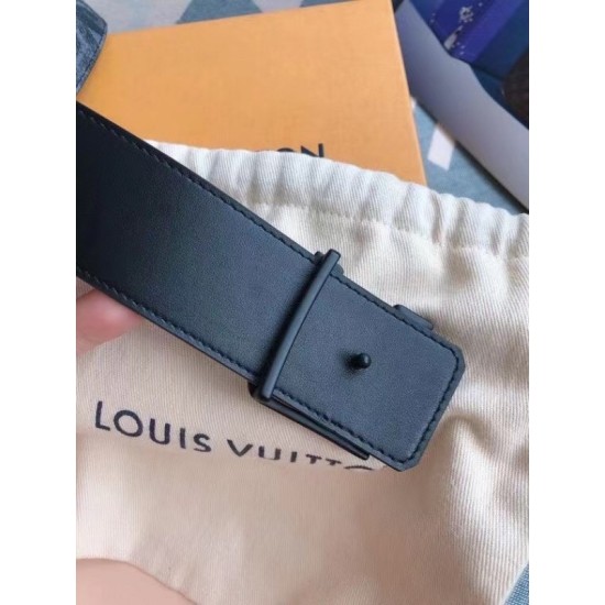 Replica Louis Vuitton LV Shape 40MM Reversible Belt Monogram Relief MP281V