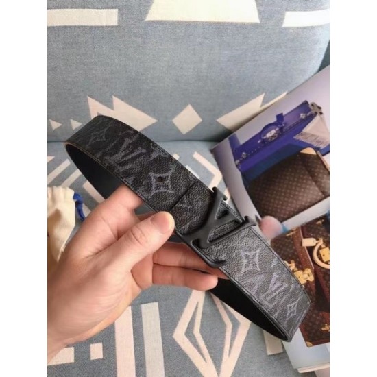 Replica Louis Vuitton LV Shape 40MM Reversible Belt Monogram Relief MP281V