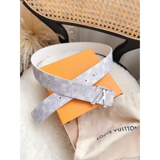 Replica Louis Vuitton LV Initiales 40MM Reversible Belt Damier Salt MP300V