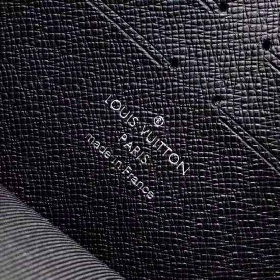 Replica Louis Vuitton Pochette Voyage MM Damier Graphite N41696