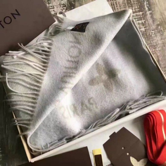 Replica Louis Vuitton  Grey Reykjavik Scarf M70462