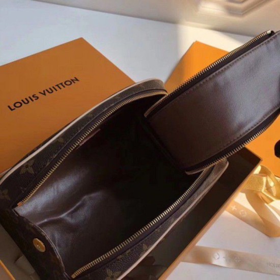 Fake Louis Vuitton King Size Toiletry Bag Monogram Canvas M47528 Replica