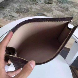 Replica Louis Vuitton Toiletry Pouch 26 Monogram Canvas M47542 Fake Louis Vuitton Toiletry Pouch 26 Monogram Canvas M47542 Replica