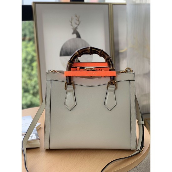 Fake Gucci Diana small Tote Bag 660195 Beige Replica Fake Gucci Diana small Tote Bag 660195 Beige Replica