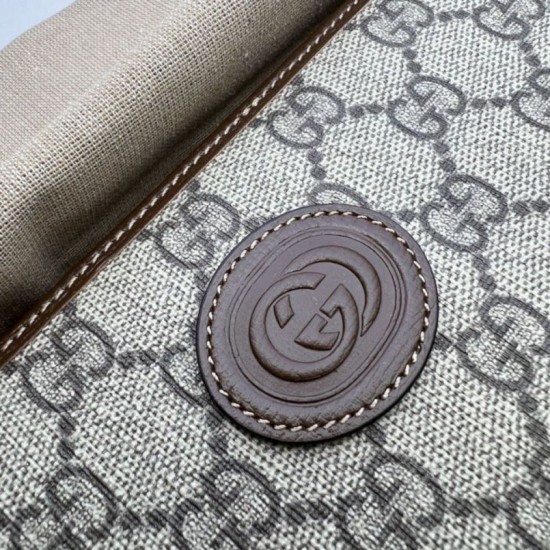 Fake Gucci Zip around wallet with Interlocking G 673003 Brown Replica Replica Gucci Zip around wallet with Interlocking G 673003 Brown