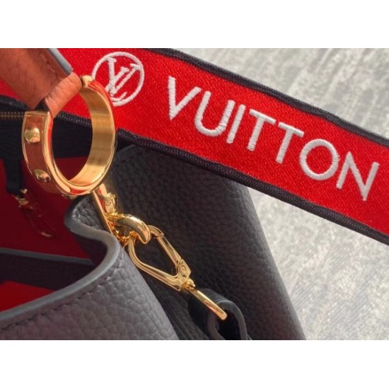 Replica Louis Vuitton Capucines MM Bag In Black Leather M59020