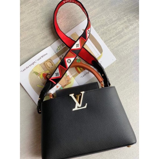 Replica Louis Vuitton Capucines MM Bag In Black Leather M59020