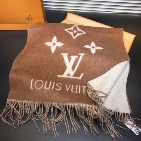 Fake Louis Vuitton Caramel Reykjavik Scarf M76637 Replica