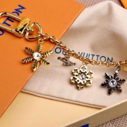 Replica Louis Vuitton LV Snowflakes Chain Bag Charm Golden