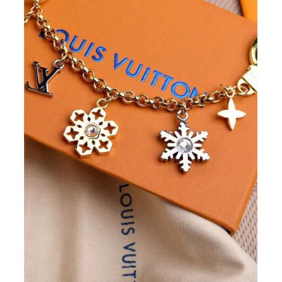 Replica Louis Vuitton LV Snowflakes Chain Bag Charm Golden