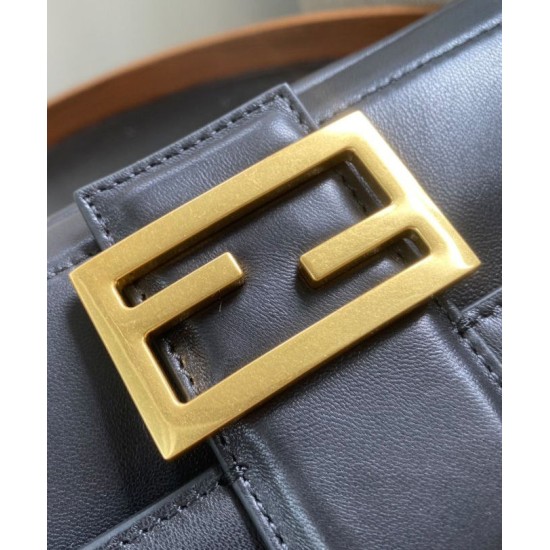 Fake Baguette Chain 8BR7835 Bag Black Replica Replica Baguette Chain 8BR7835 Bag Black