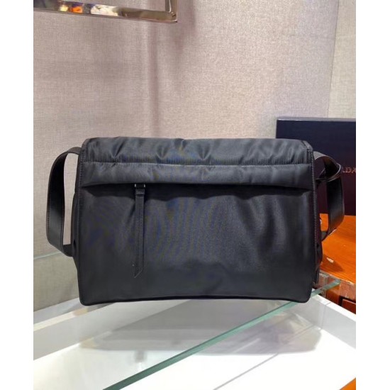Fake Prada Medium padded nylon shoulder bag 1BD255 Black Replica Fake Prada Medium padded nylon shoulder bag 1BD255 Black Replica