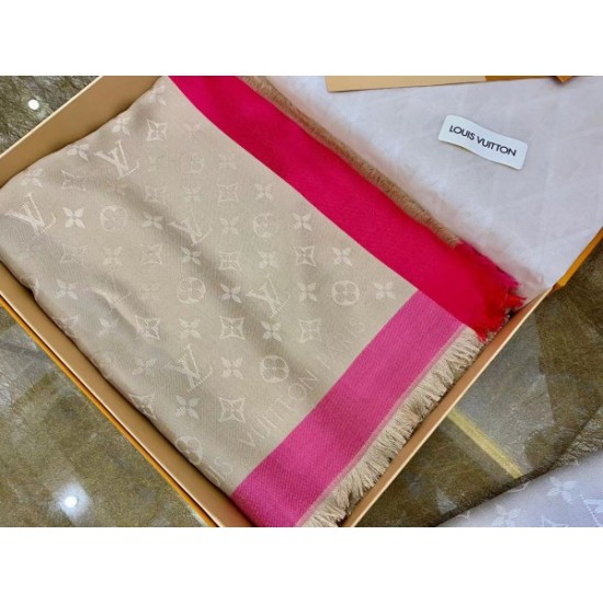 Fake Louis Vuitton On The Edge Monogram Shawl M76371 Replica