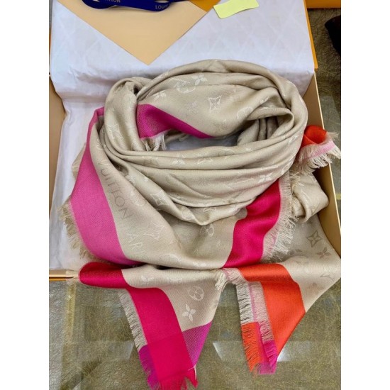 Fake Louis Vuitton On The Edge Monogram Shawl M76371 Replica