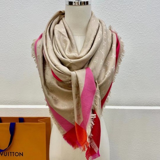 Fake Louis Vuitton On The Edge Monogram Shawl M76371 Replica