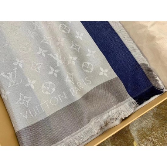 Replica Louis Vuitton On The Edge Monogram Shawl M76372