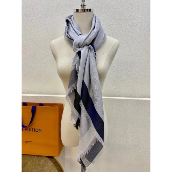 Replica Louis Vuitton On The Edge Monogram Shawl M76372