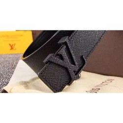 Fake Louis Vuitton  Initiales Taiga Leather Belt M6897T Replica