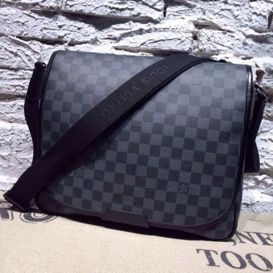 Fake Louis Vuitton Messenger Bags And Totes Daniel MM N58029 Replica Fake Louis Vuitton Messenger Bags And Totes Daniel MM N58029 Replica